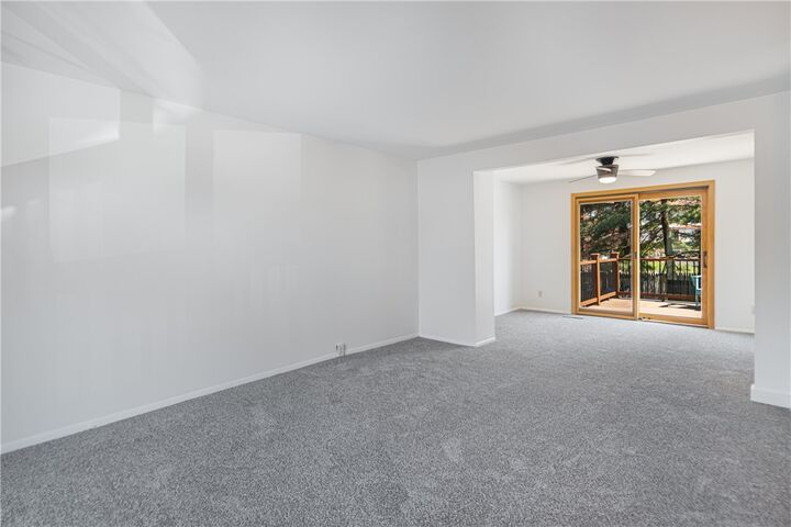 Property Photo: 104 Bellwood Ct PA 16066