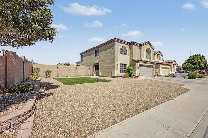 Property Photo: 748 S Esmeralda -- AZ 85208