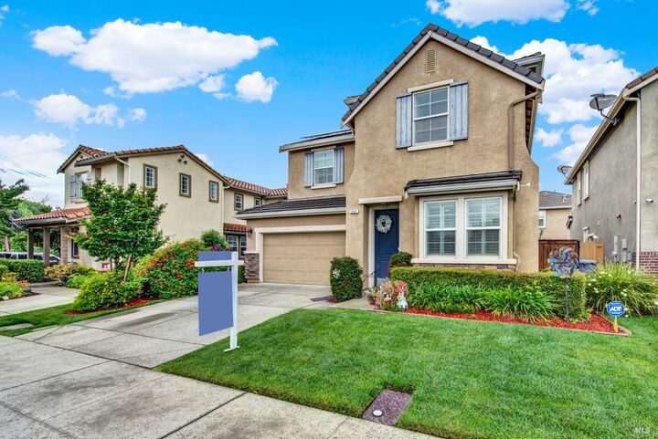 Property Photo:  593 Chaparral Loop  CA 95688 