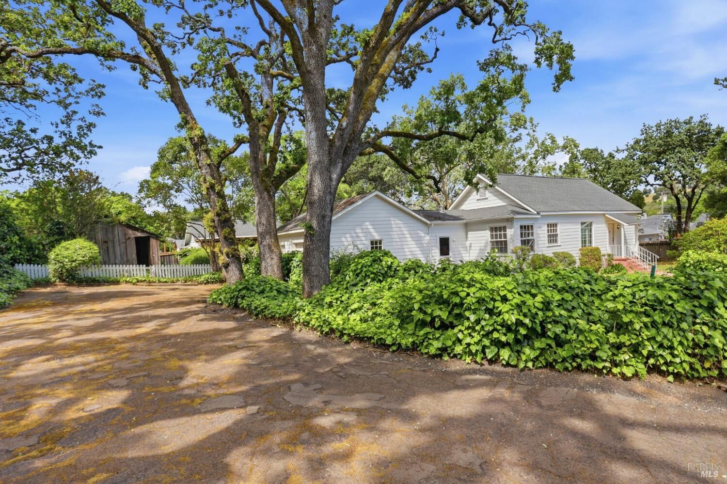 Property Photo:  8 Lawrence Drive  CA 94945 