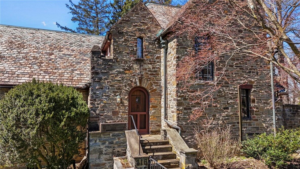Property Photo:  416 Hanshaw Road  NY 14850 