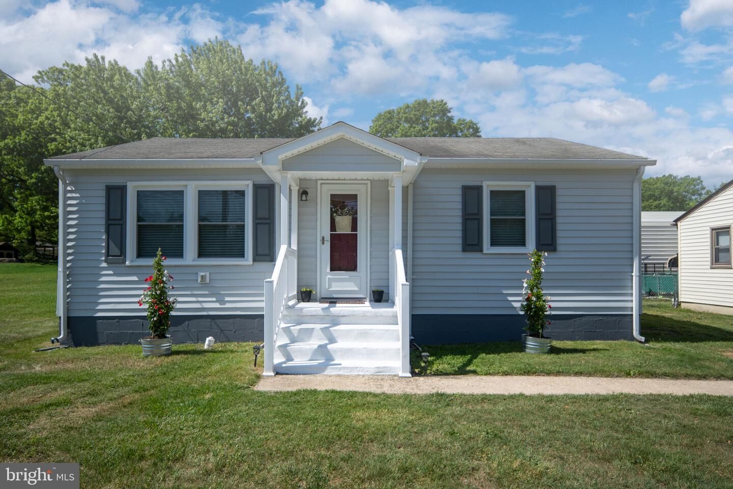 Property Photo: 120 McLaws Street E VA 22408