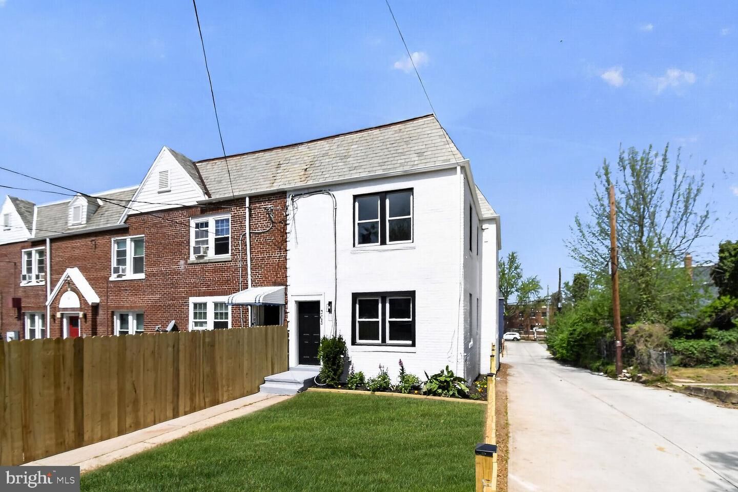 Property Photo:  305 Decatur Street NW  DC 20011 