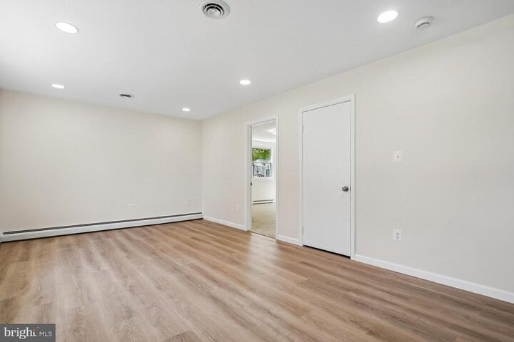 Property Photo:  1400 Florida Avenue  VA 22191 