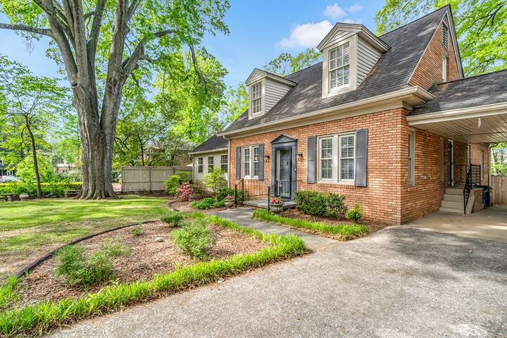 Property Photo:  812 Thornton Place  GA 30720 