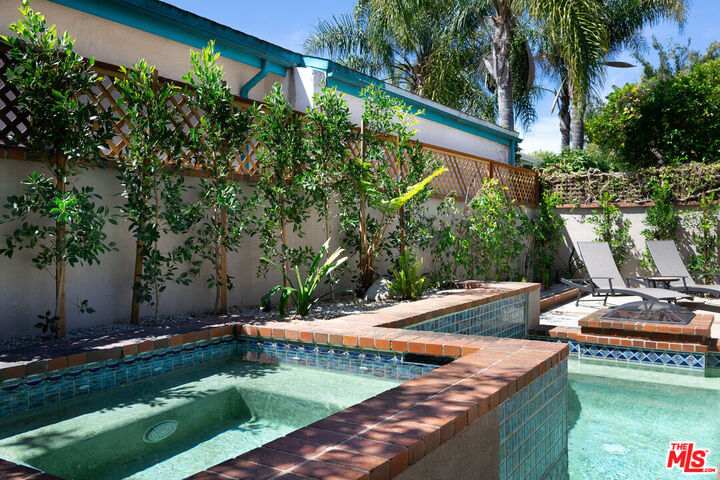 Property Photo:  12722 Sarah St  CA 91604 