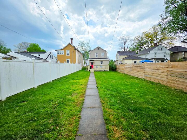 Property Photo:  615 E 5th Avenue  OH 43130 