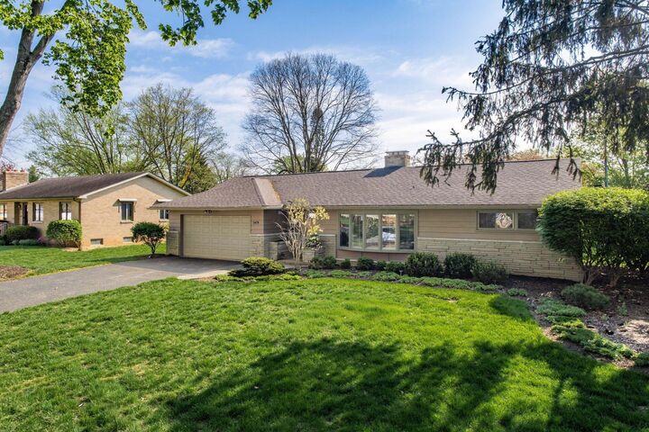 Property Photo:  3478 Colchester Road  OH 43221 