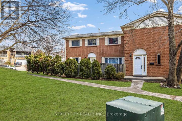 Property Photo:  282 Homestead Crescent  ON N6G 2E5 