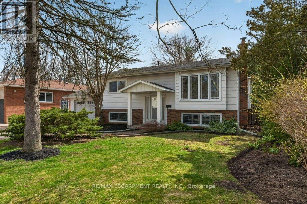 Property Photo:  111 Mill Street  ON L0R 2A0 