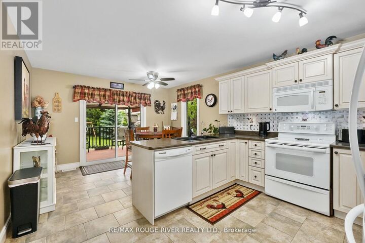 Property Photo:  14 Algonquin Avenue  ON K0K 1H0 