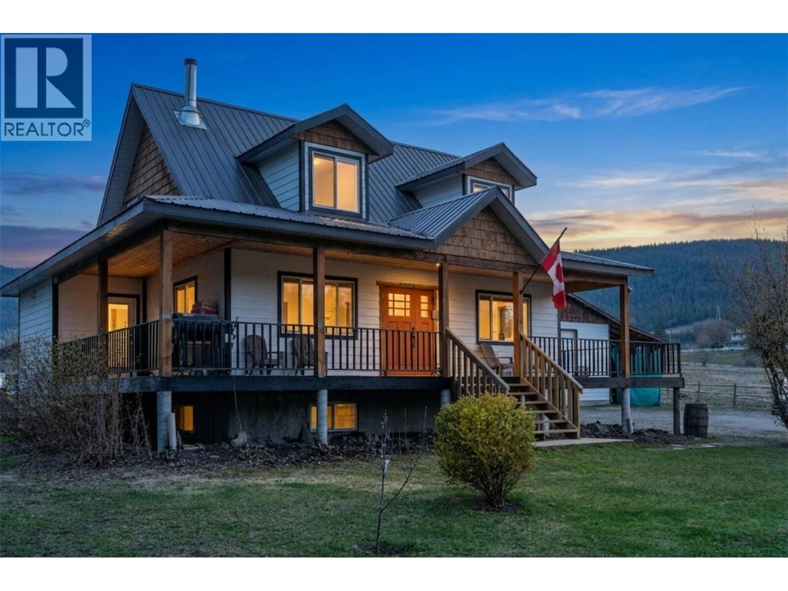 Property Photo: 4150 20 Avenue Southeast BC V1E 1X9