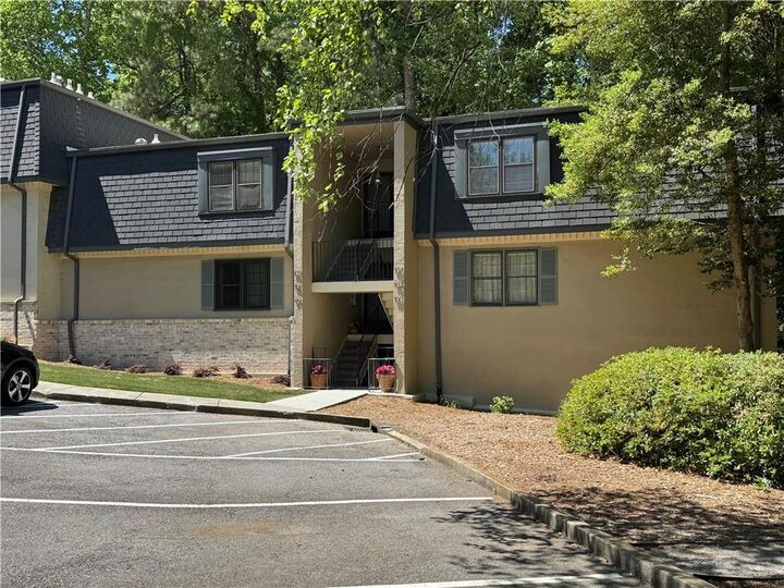 Property Photo:  102 Rosaire Place NW  GA 30327 