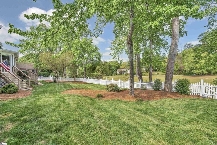 Property Photo:  210 Ledgewood Way  SC 29609 