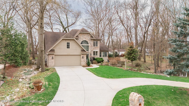 Property Photo:  1455 Ivywood Drive  MI 48864 