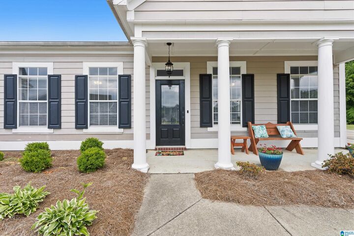 Property Photo:  6033 Kelly Creek Circle  AL 35004 