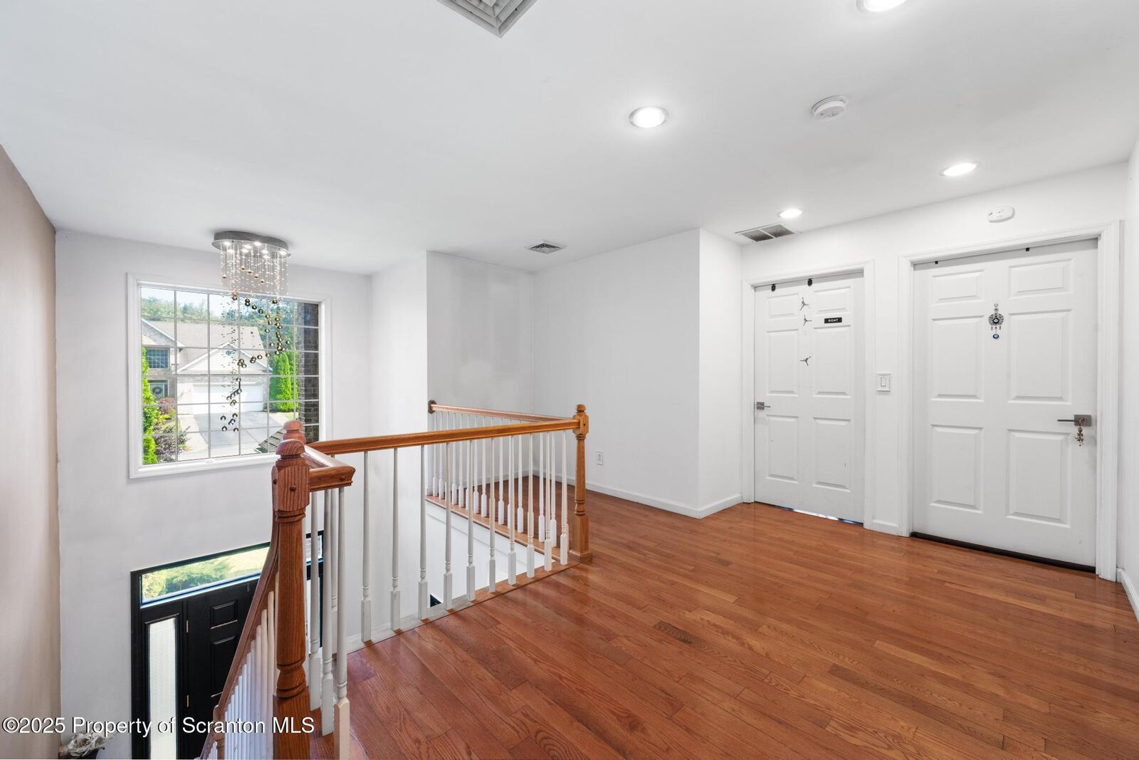 Property Photo:  32 Pine Tree Drive # L4b  PA 18424 