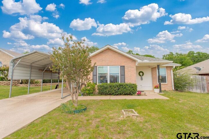 Property Photo:  1107 Woodlands Park  TX 75771 