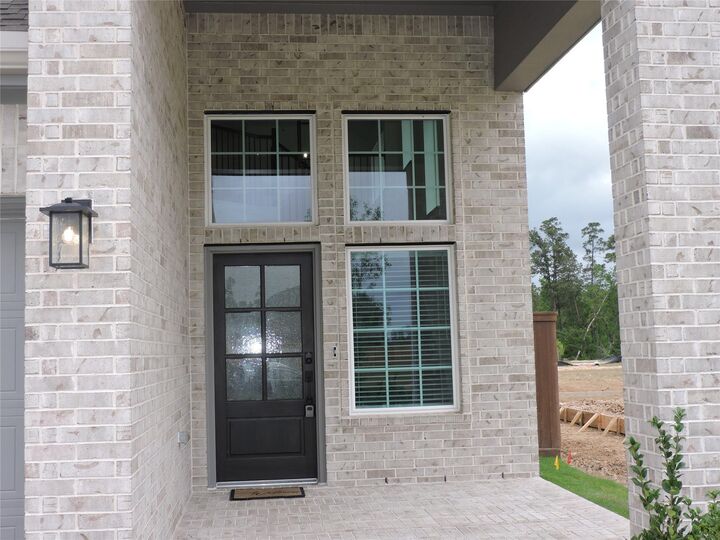 Property Photo:  12853 Meadow Wind Way  TX 77302 