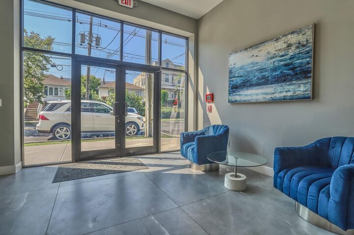 Property Photo:  140 Avenue B 402  NJ 07002 