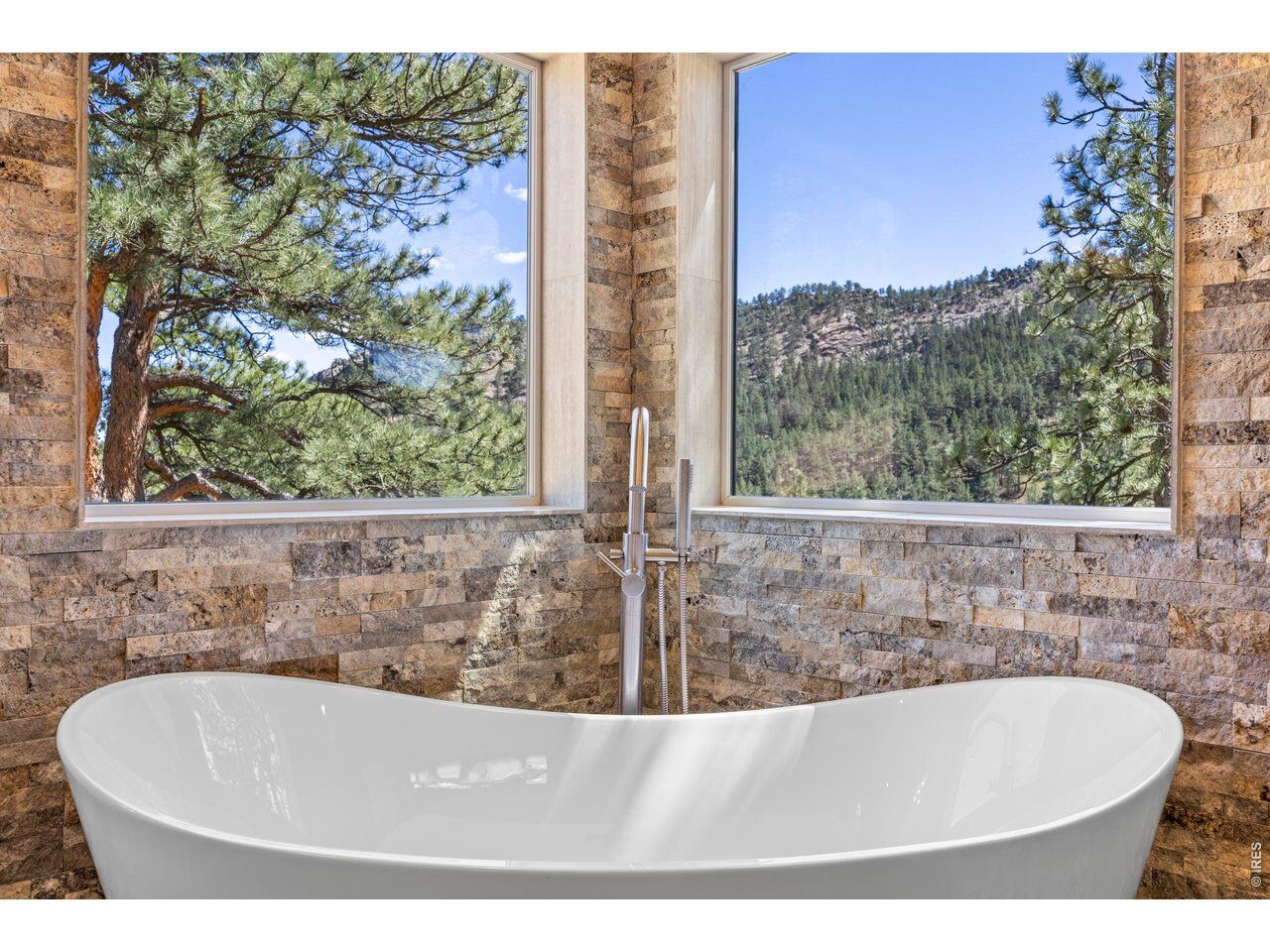 Property Photo:  738 Wagonwheel Gap Rd  CO 80302 
