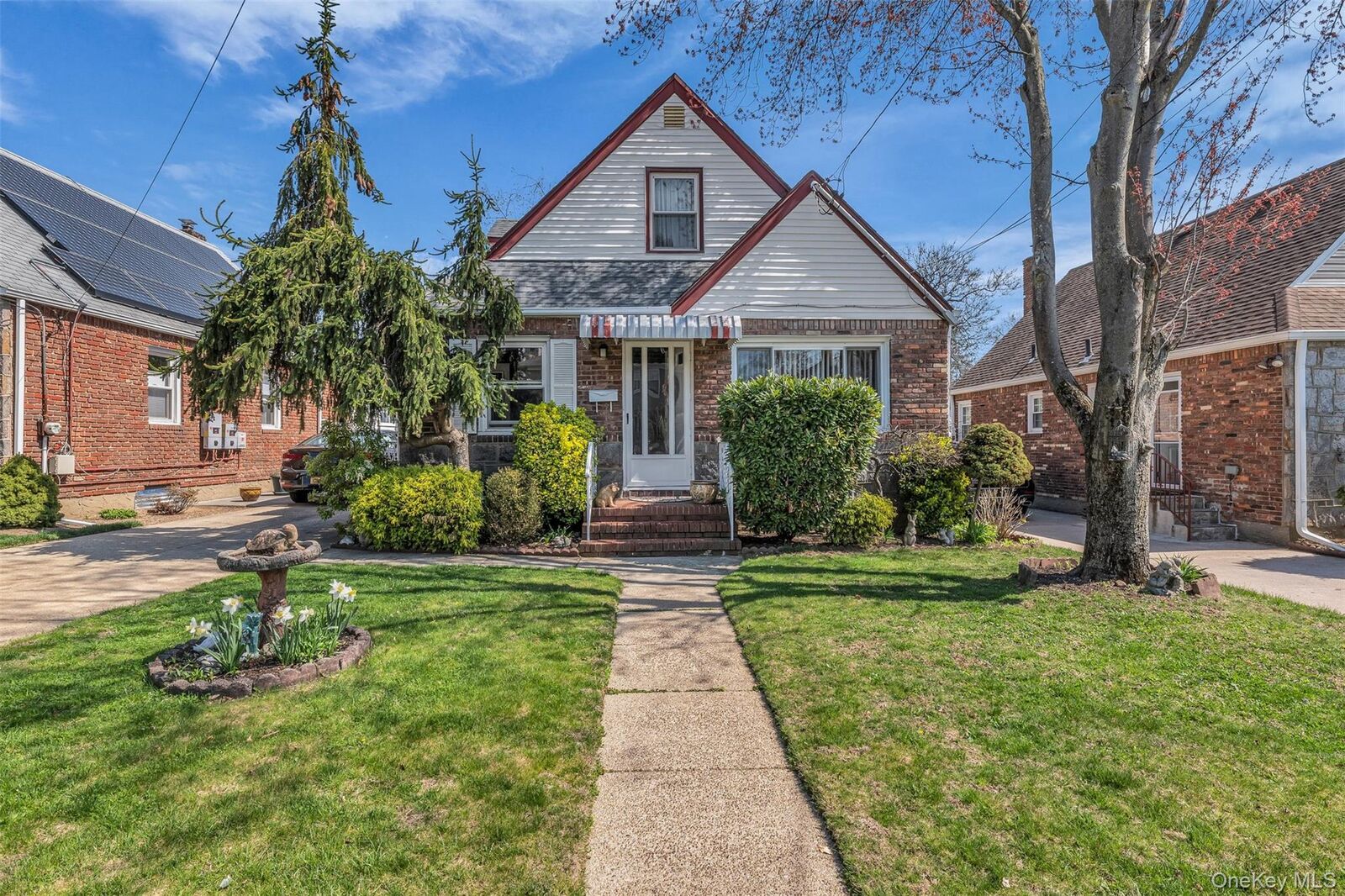 Property Photo: 495 Harding Avenue NY 11552