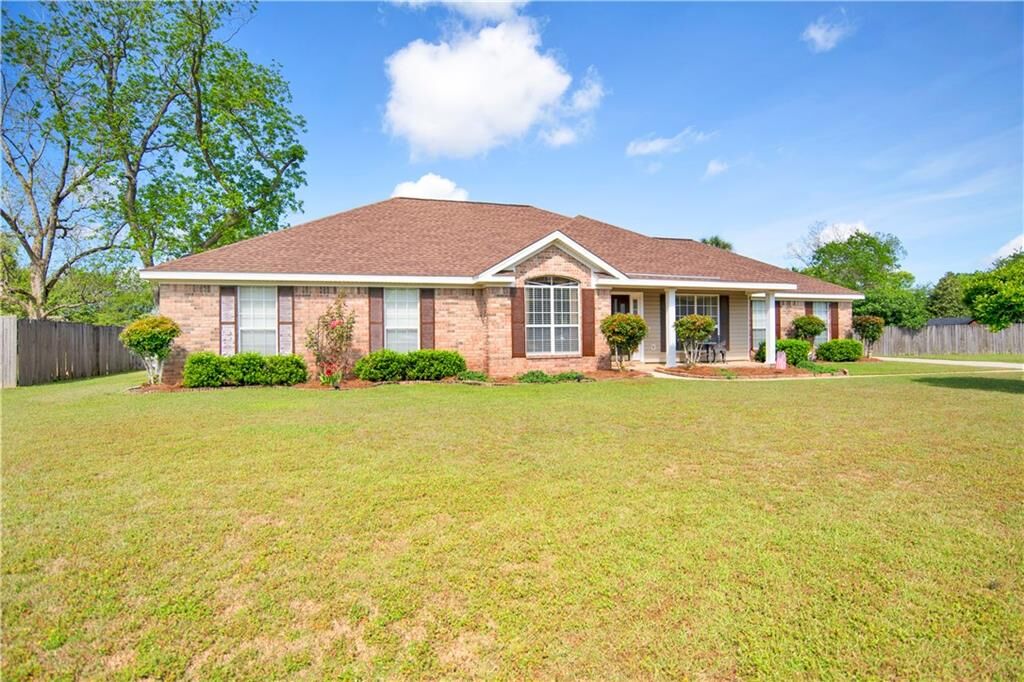 Property Photo: 2988 Branson Park Court AL 36695