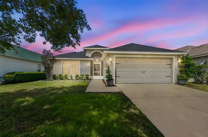 Property Photo: 2909 Billingham Drive FL 34639