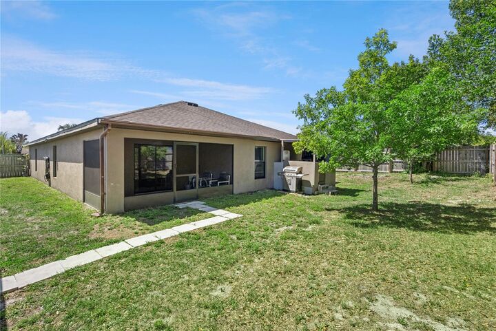 Property Photo:  3002 Greynolds Street  FL 32738 