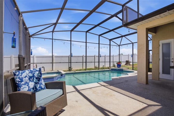 Property Photo:  5347 Cape Hatteras Drive  FL 34714 
