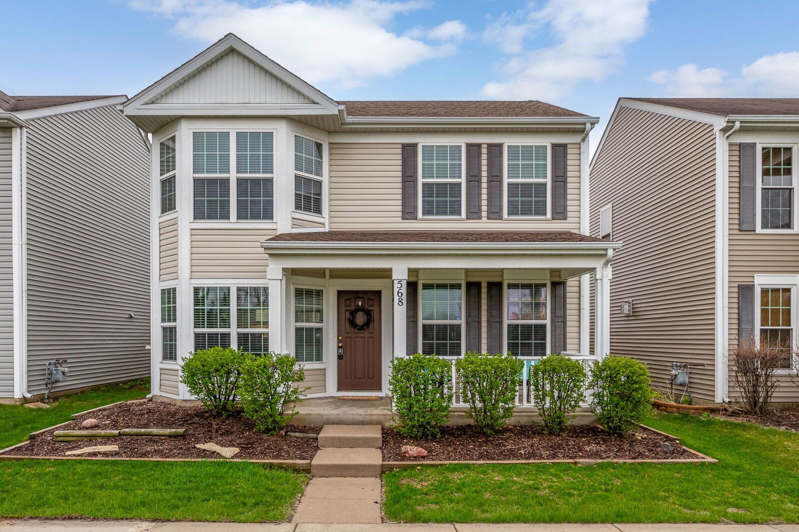 Property Photo:  568 Four Seasons Boulevard  IL 60504 