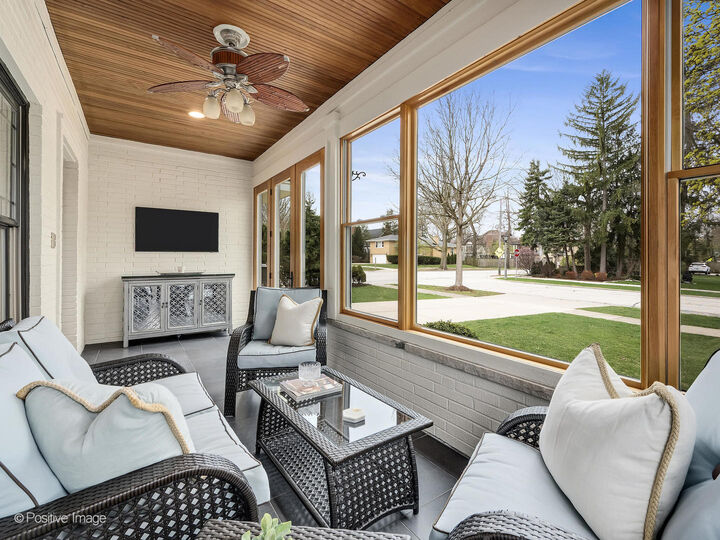 Property Photo:  451 S Spring Avenue  IL 60525 