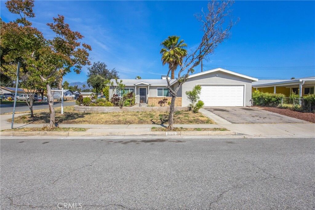 Property Photo:  120 Doyle  CA 92374 