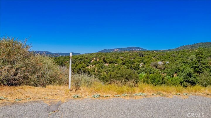 Property Photo:  16 Lulniu  CA 93601 