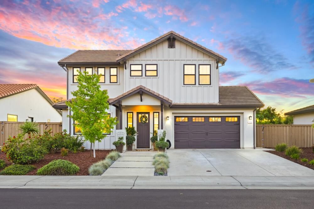 Property Photo:  723 Oliver Court  CA 95630 