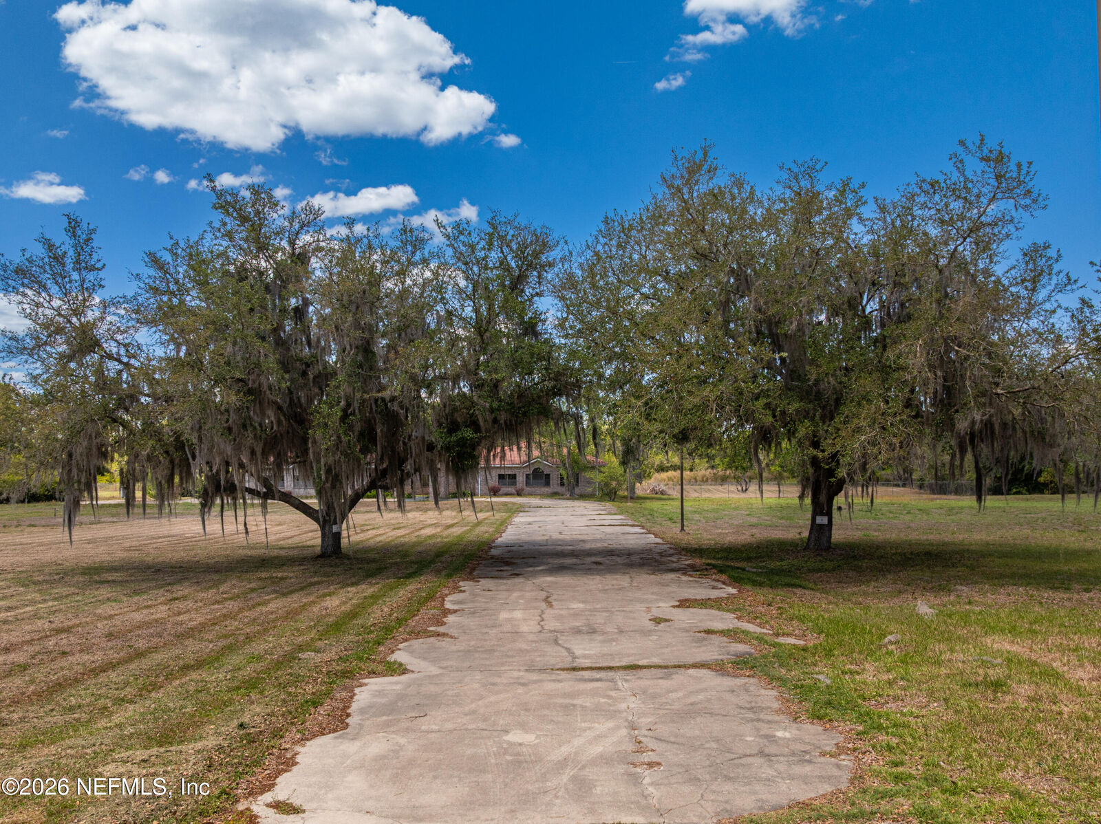 Property Photo:  22705 NE 134 Drive  FL 32083 