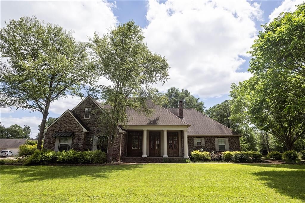Property Photo:  115 Fox Run Drive  LA 71457 