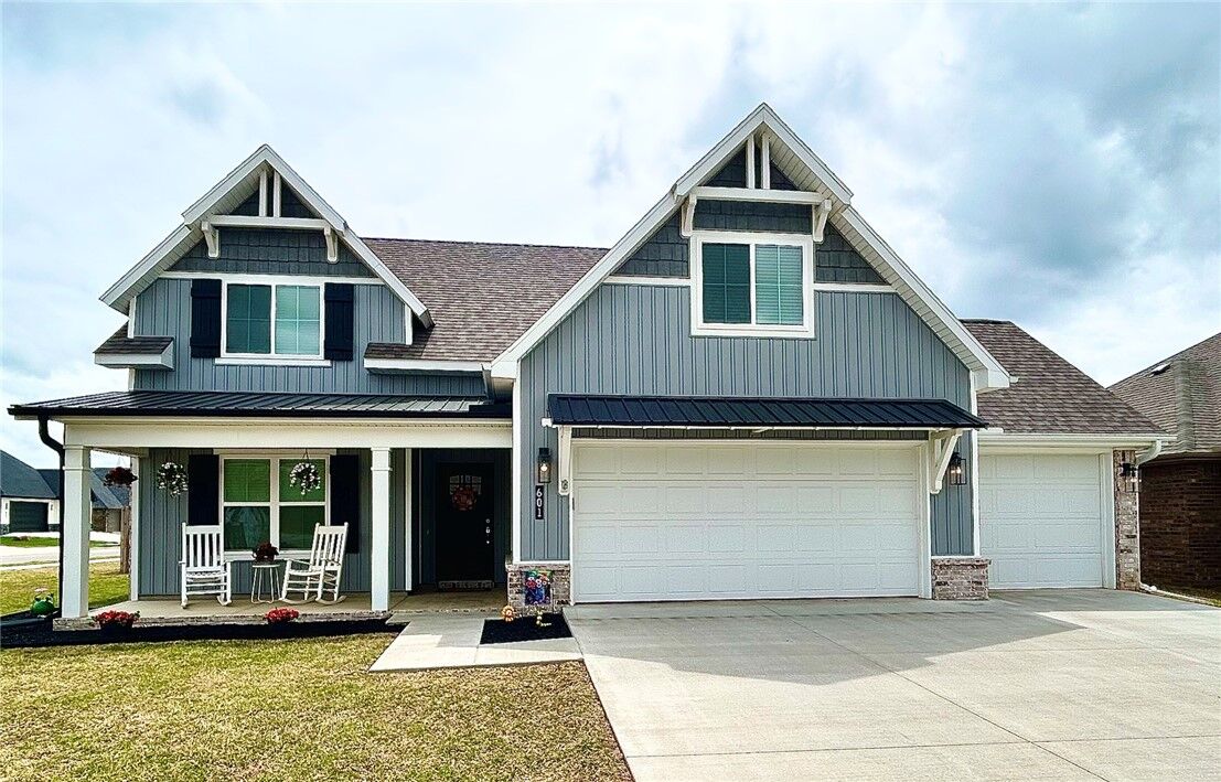 Property Photo:  601 Phyllis Farm Road  AR 72753 