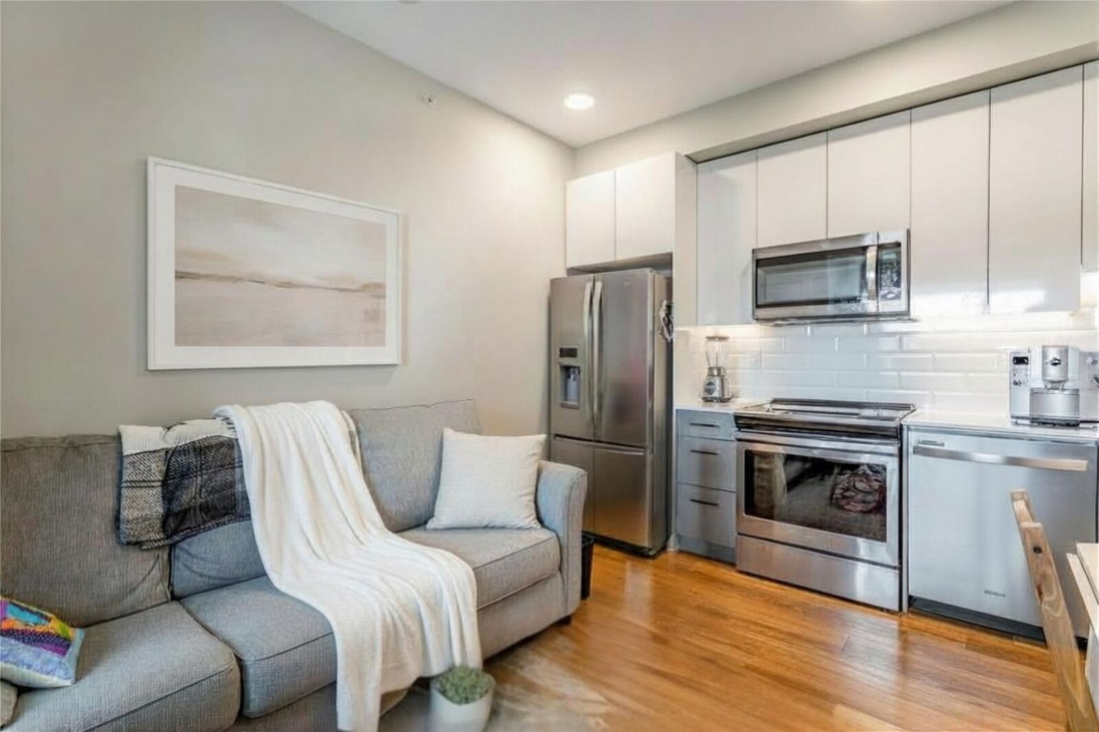 Property Photo:  722 Valley Road 515  BC V1V 2E6 