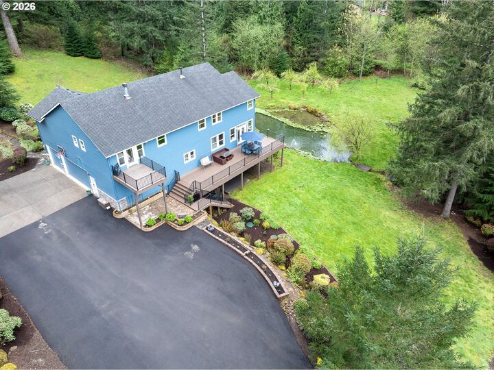 Property Photo:  37700 NE Vernon Rd  WA 98671 