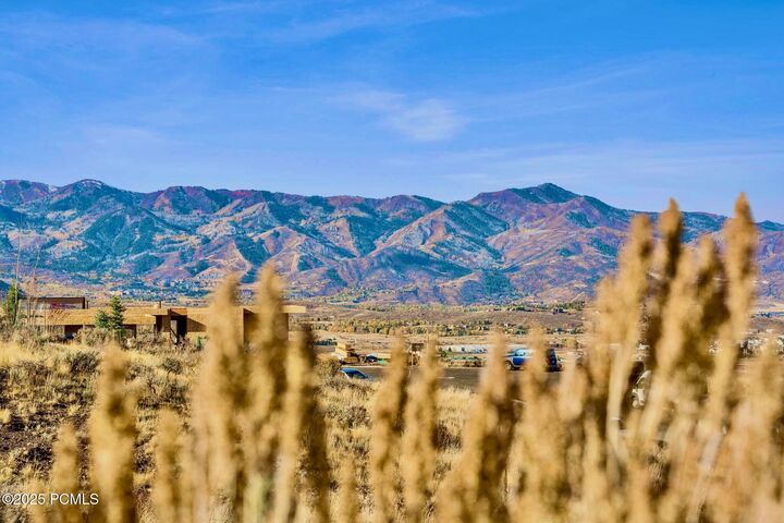 Property Photo:  6950 Bugle Trail  UT 84098 