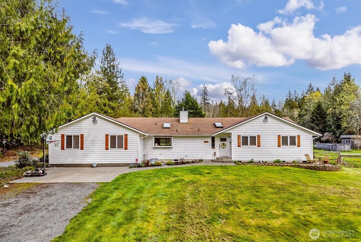 Property Photo: 11509 81st Avenue NE WA 98271