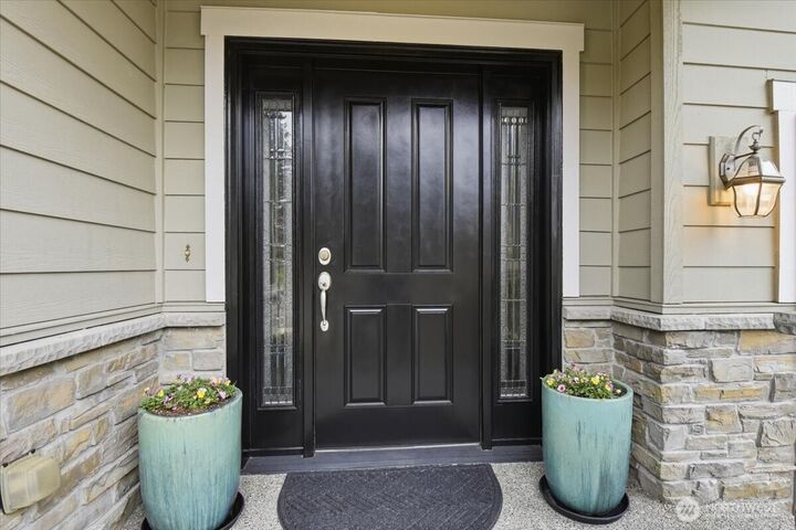 Property Photo: 26050 SE 23rd Place WA 98075