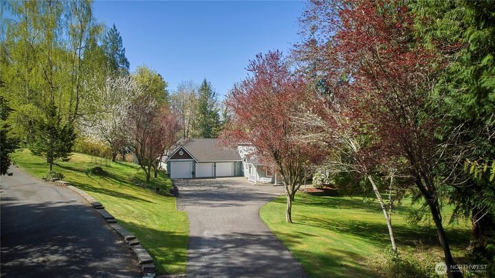 Property Photo:  1506  Lidstrom Place E  WA 98366 