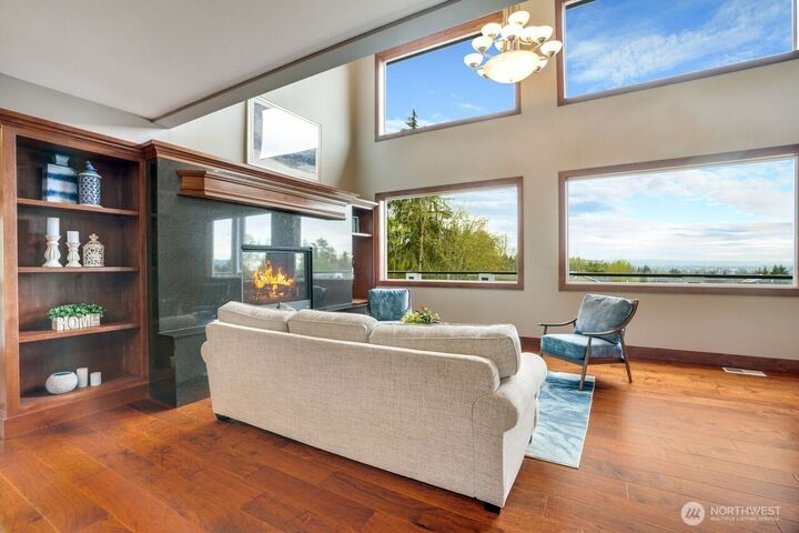 Property Photo:  1401  32nd Street Pl SE  WA 98372 