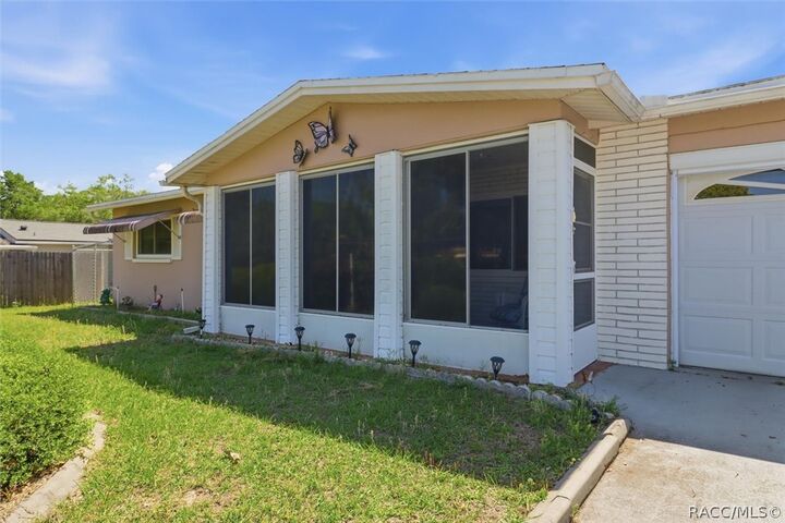 Property Photo:  73 S Tyler Street  FL 34465 