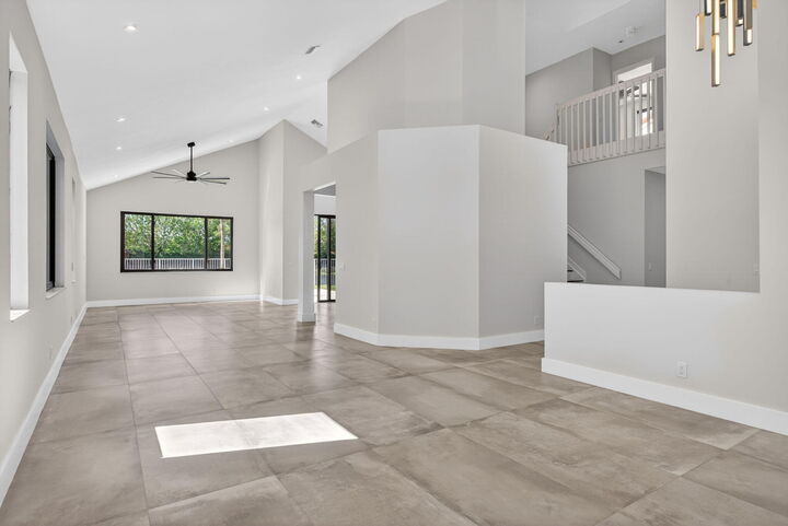 Property Photo: 173 Cameron Drive FL 33326