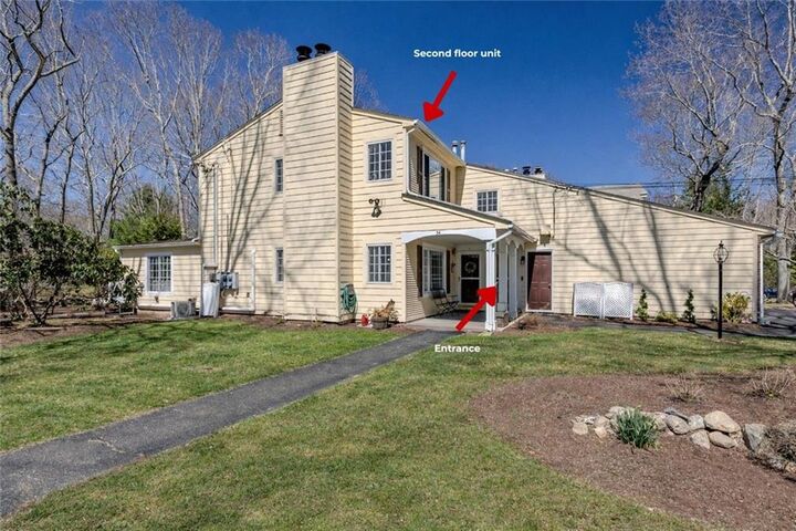 Property Photo:  34 Eagle Run C  RI 02818 