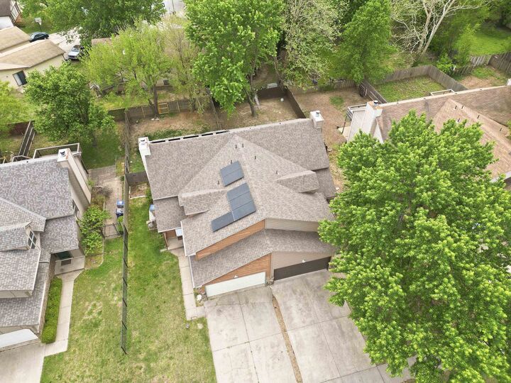 Property Photo:  1719 E Pinion  KS 67037 