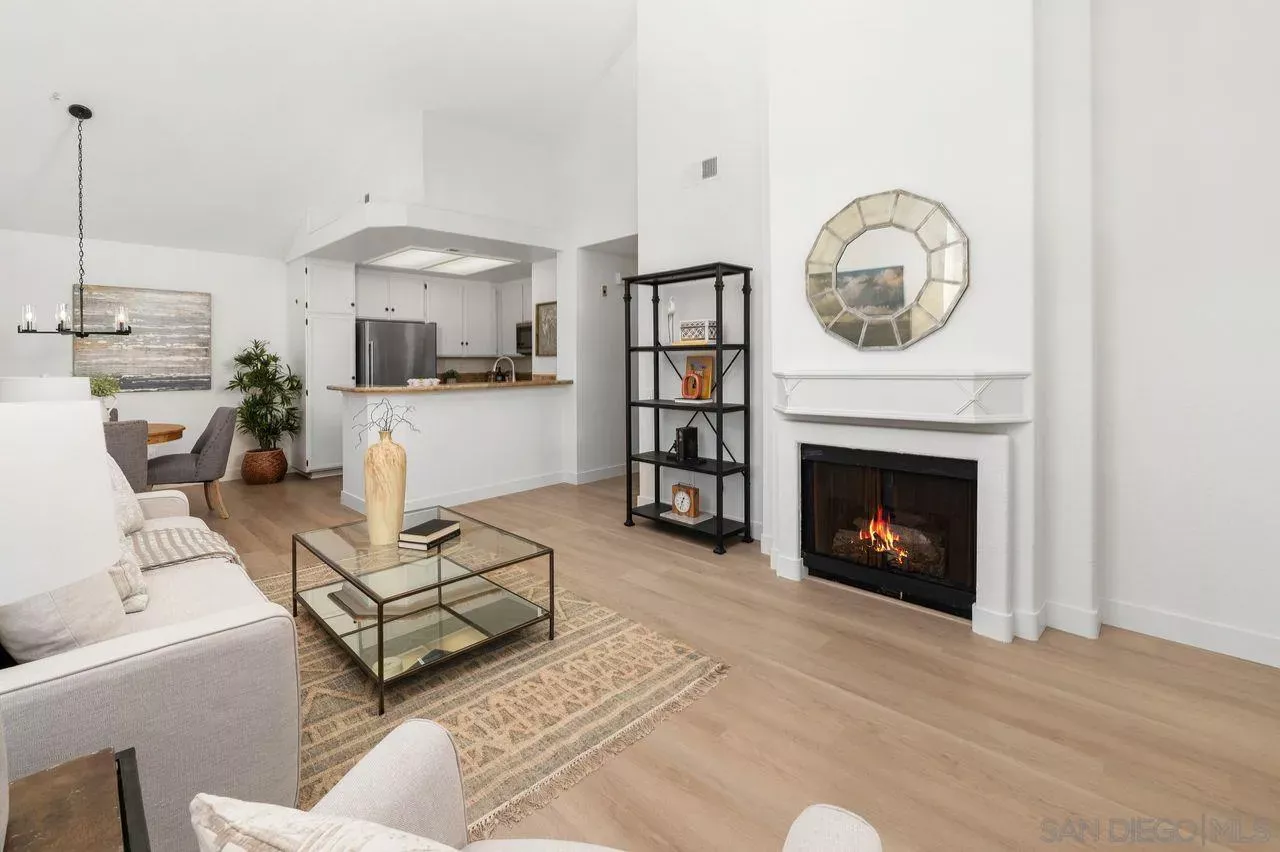 Property Photo:  4045 Carmel View Rd 88  CA 92130 